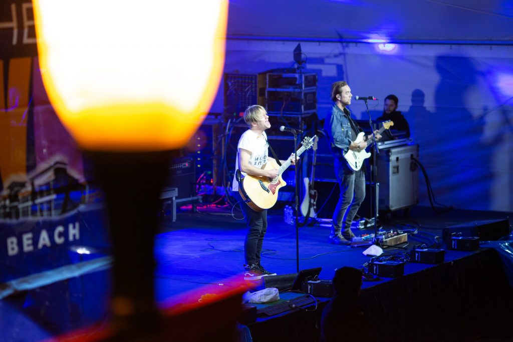 New years eve 2018, last night on the town, town center virginia beach, sami roy photography, hampton roads events, switchfoot